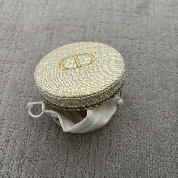 Christian Dior Round Box with Pouch - New in Box - Picture 4 of 6
